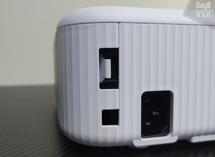 밝은 실내에서도 사용가능한 엡손 빔프로젝터 CO-FH02 후기_11.png