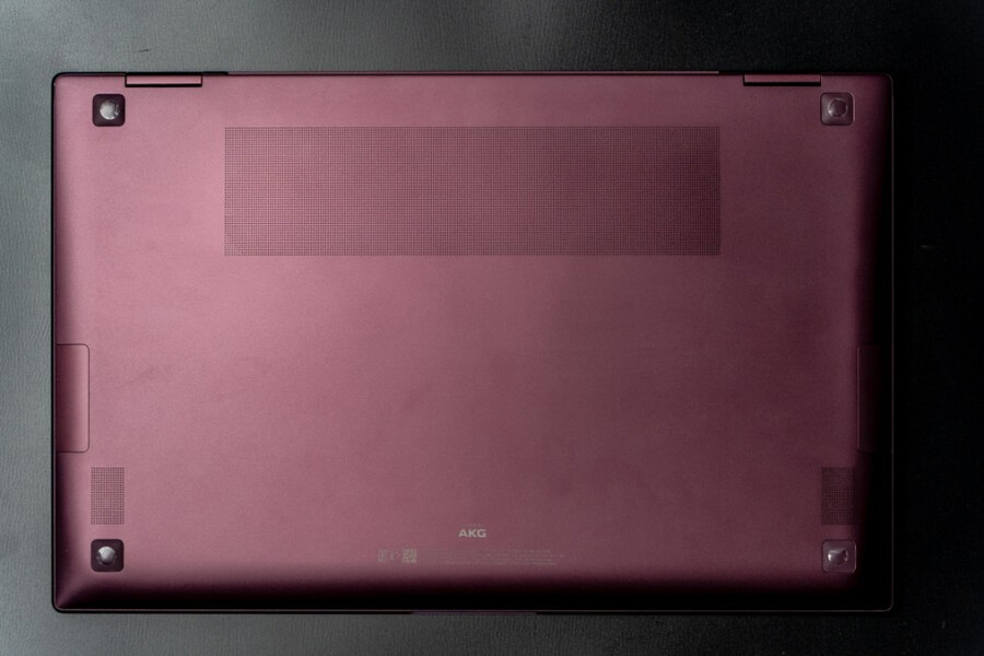 초 경량 노트북 인텔® Evo™ 플랫폼 기반 갤럭시북 2 프로 360 언박싱_4.png