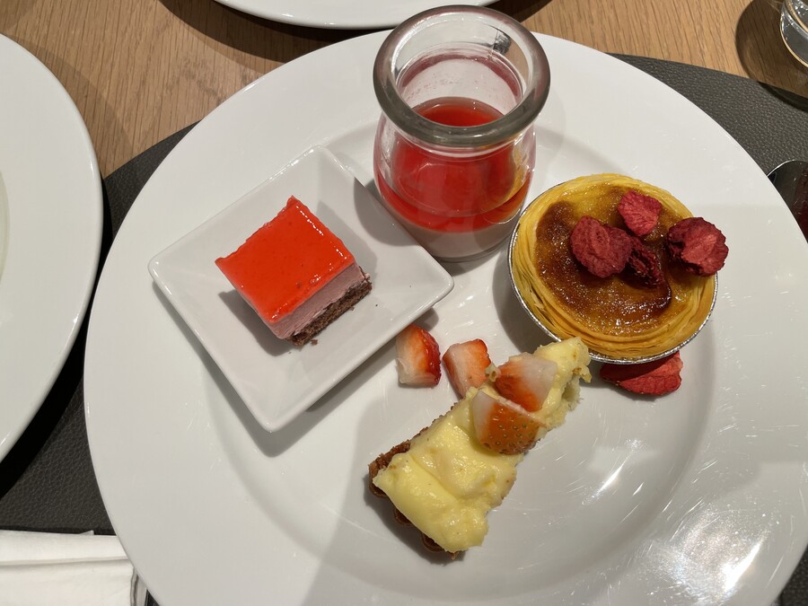 10만원에 랍스터 무제한 실화임?_23.jpg