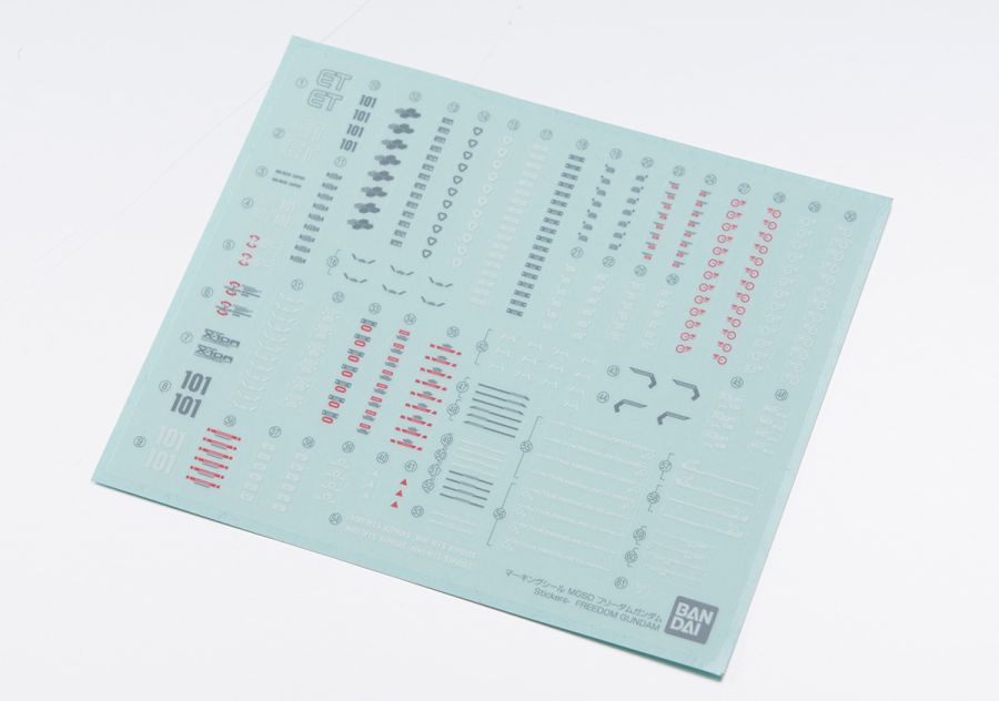 MGSD 프리덤 건담 샘플 소개_6.jpg