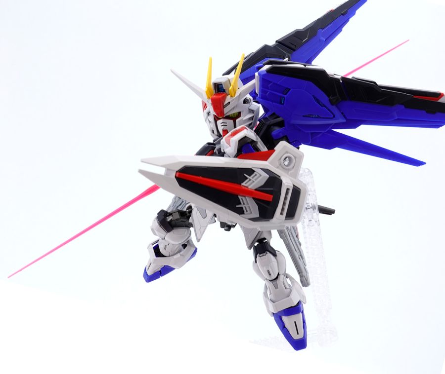 MGSD 프리덤 건담 샘플 소개_33.jpg