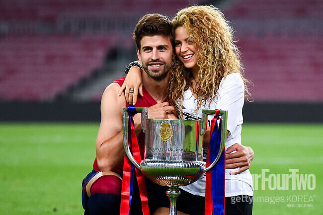 이번에 전남편 저격하는 노래들이 화제가 된 빌보드 차트 근황_7.jpg