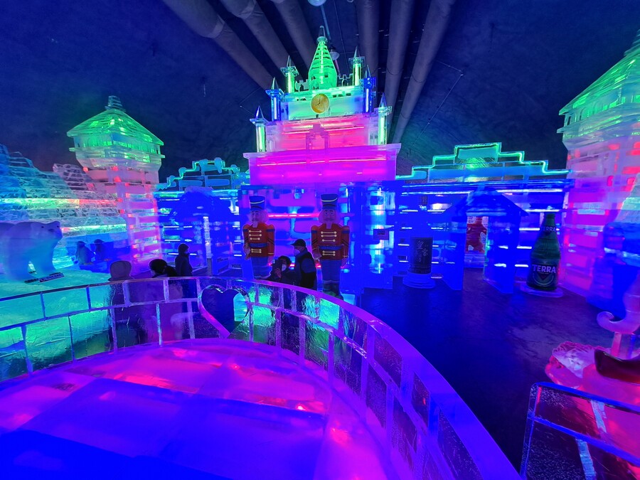 스압주의)국내 최대 얼음조각 전시회.jpg_34.jpg