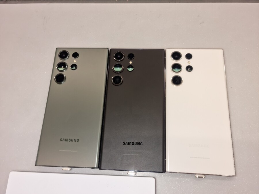 삼성) S23U 크림 ㅈㄴ 이쁘네_3.jpg