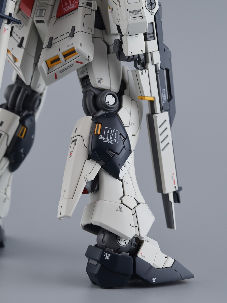 ﻿[RG] 뉴건담 RX-93 v Gundam_29.jpg