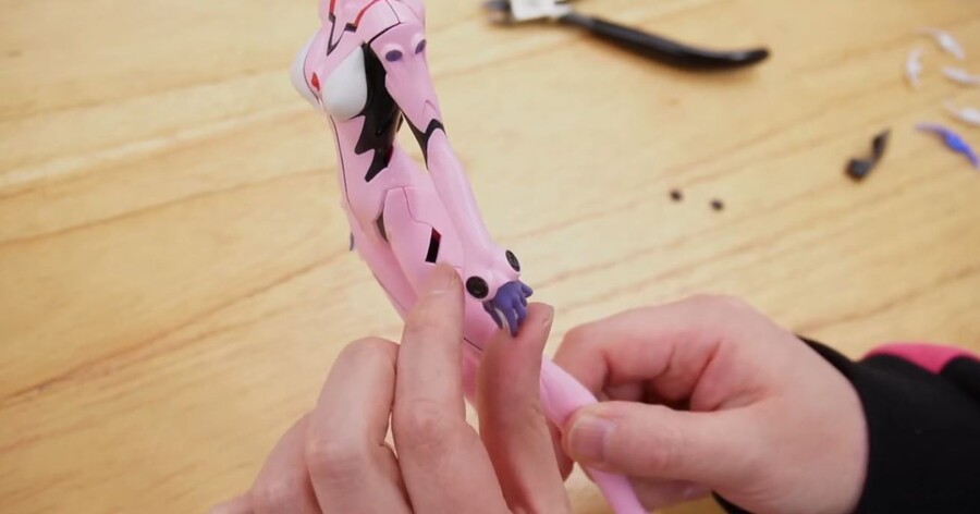 [맥스팩토리] PLAMAX 신 에반게리온 1탄 마리 일러스트리어스 조립 영상_42.jpg