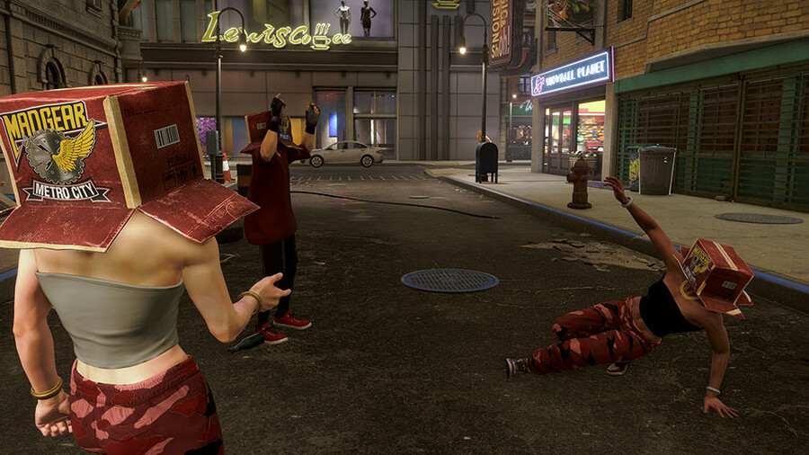 스트리트 파이터6 매드 기어 에디션 패키지(잡지, 피규어, 아트북, 스티커 세트)_11.jpg