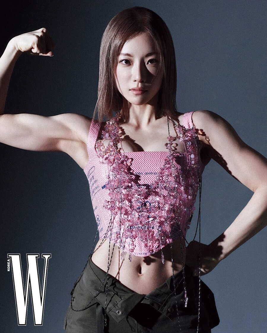 심으뜸, 1년 중 360일 레깅스 입을 만…여기저기 화난 몸매 [똑똑SNS]_5.jpg