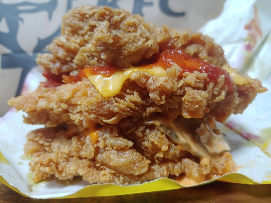 징거트리플다운과 기타등등 잔뜩._1.jpg