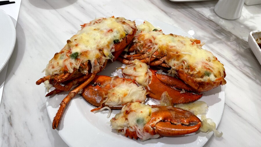 메뉴만 60가지 넘는 호텔뷔페_6.jpg