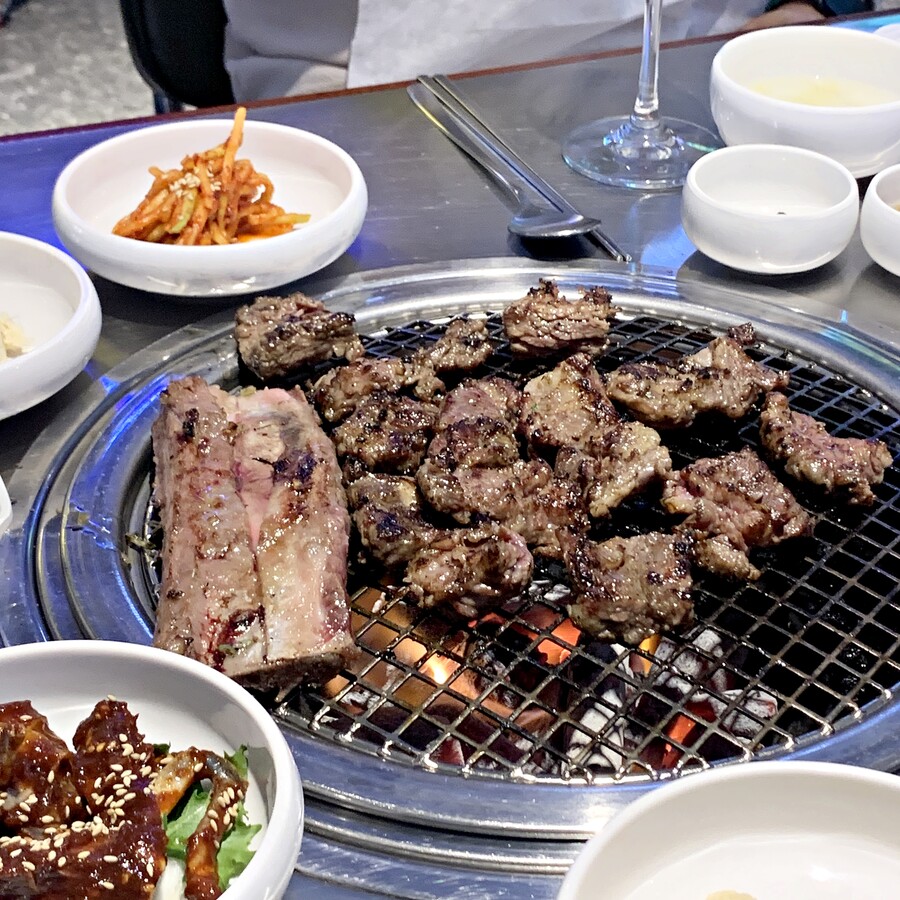 밖에서 밥 먹습니다 서울 역삼동 청기와타운