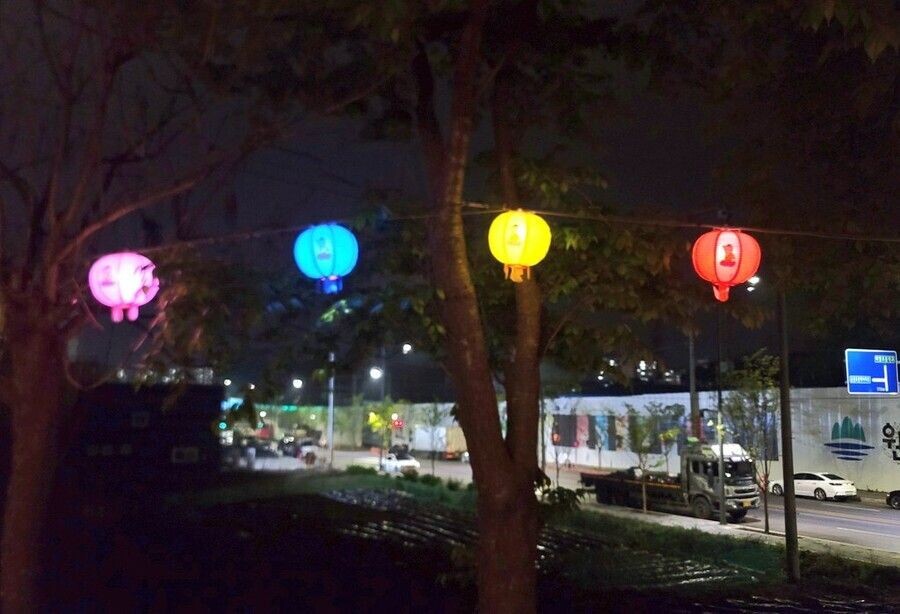 "저...저도 밑빠진 여..여러분들을 제 맘 속에 던졌을 뿐이에요.."_1.jpg