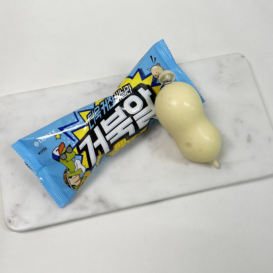 00년대 초 학부모들이 발작 일으켜서 판매 금지 됐던 아이스크림_1.jpg