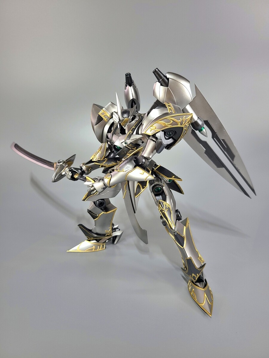 [모데로이드] 잿빛기신 발리마르_8.jpg