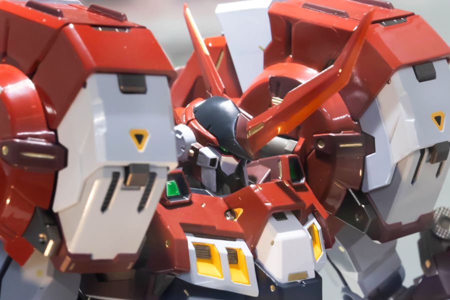 [플레임 토이즈] 철기교 알트아이젠 아미아미 전시 사진 2_4.jpg