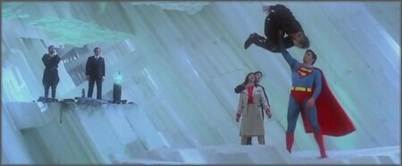 DCEU) 맨오스 쉴드 좀 쳐주자면_4.jpeg