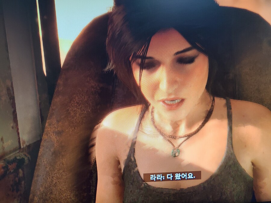 중간 중간 묘하게 그래픽이 번집니다_2.jpg