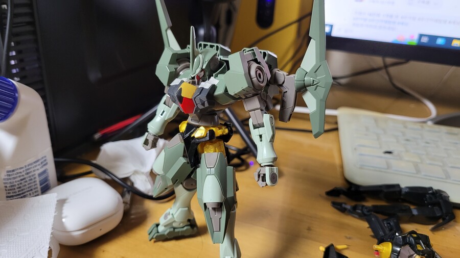 환생했더니 건담이었던 건에 대하여 [징크스] 1._7.jpg