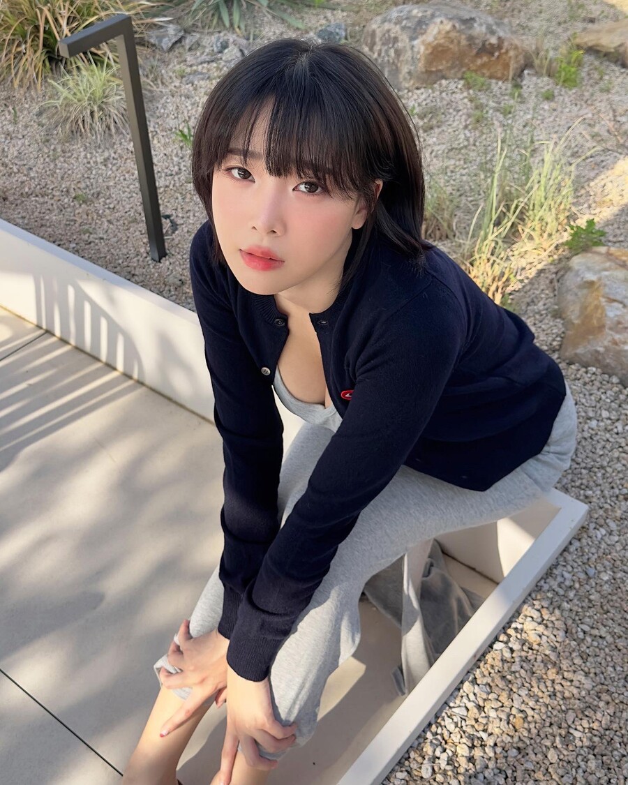 강인경 눈나 미시룩_3.jpg