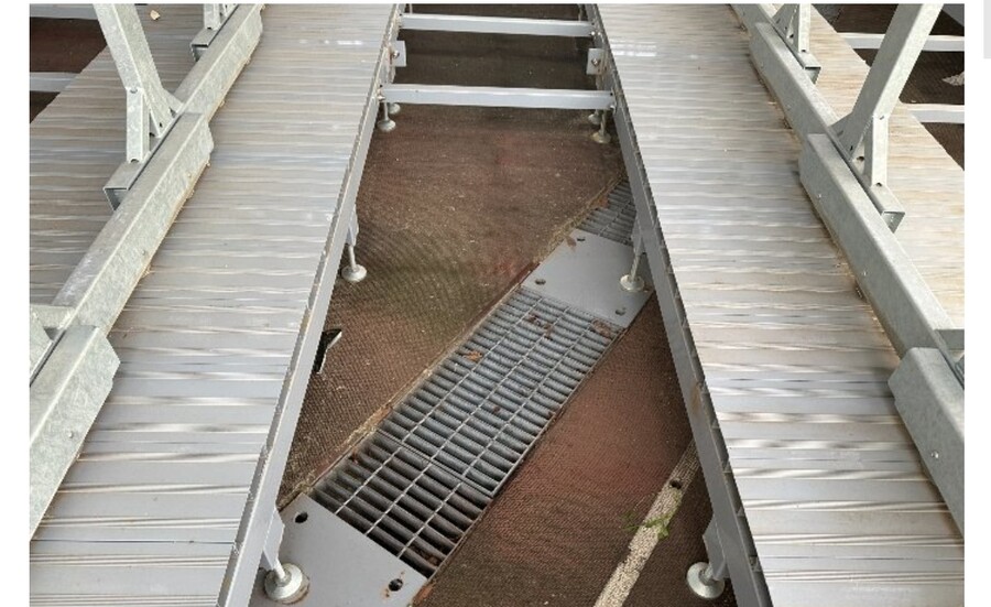 안전진단 결과 문제 없다는 광주 축구경기장 근황_2.jpg