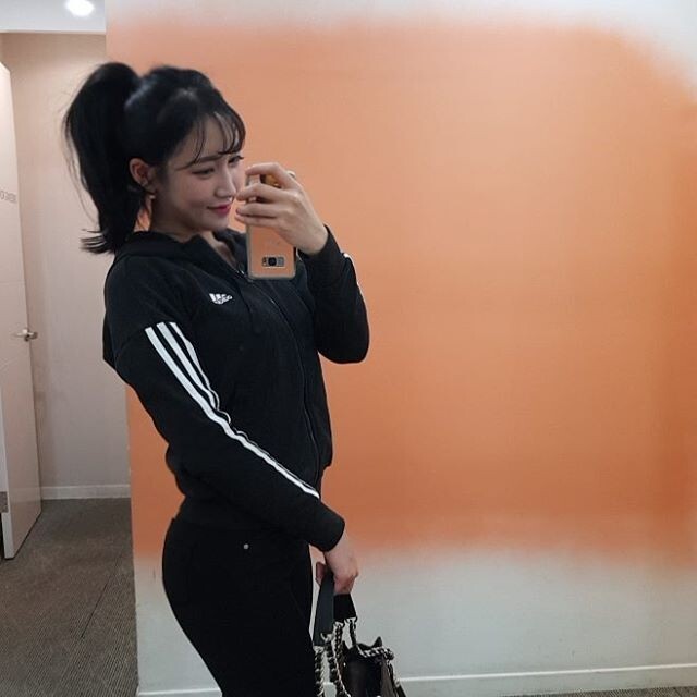 일명, 아디다스녀..여자들 패션 유행하던 시절_7.jpg