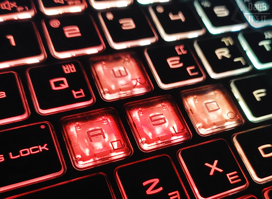 인텔CPU기반 게이밍 노트북 MSI Sword GF76 B13VFK 개봉기_12.png