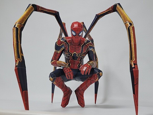 Spider man papercraft_2.jpg