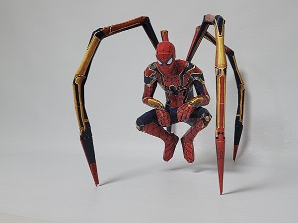Spider man papercraft_3.jpg