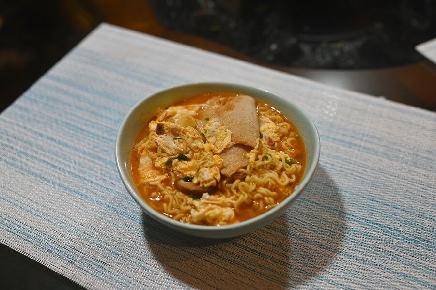 새벽아침에 끼려먹는 라면;ㅎ_1.jpg