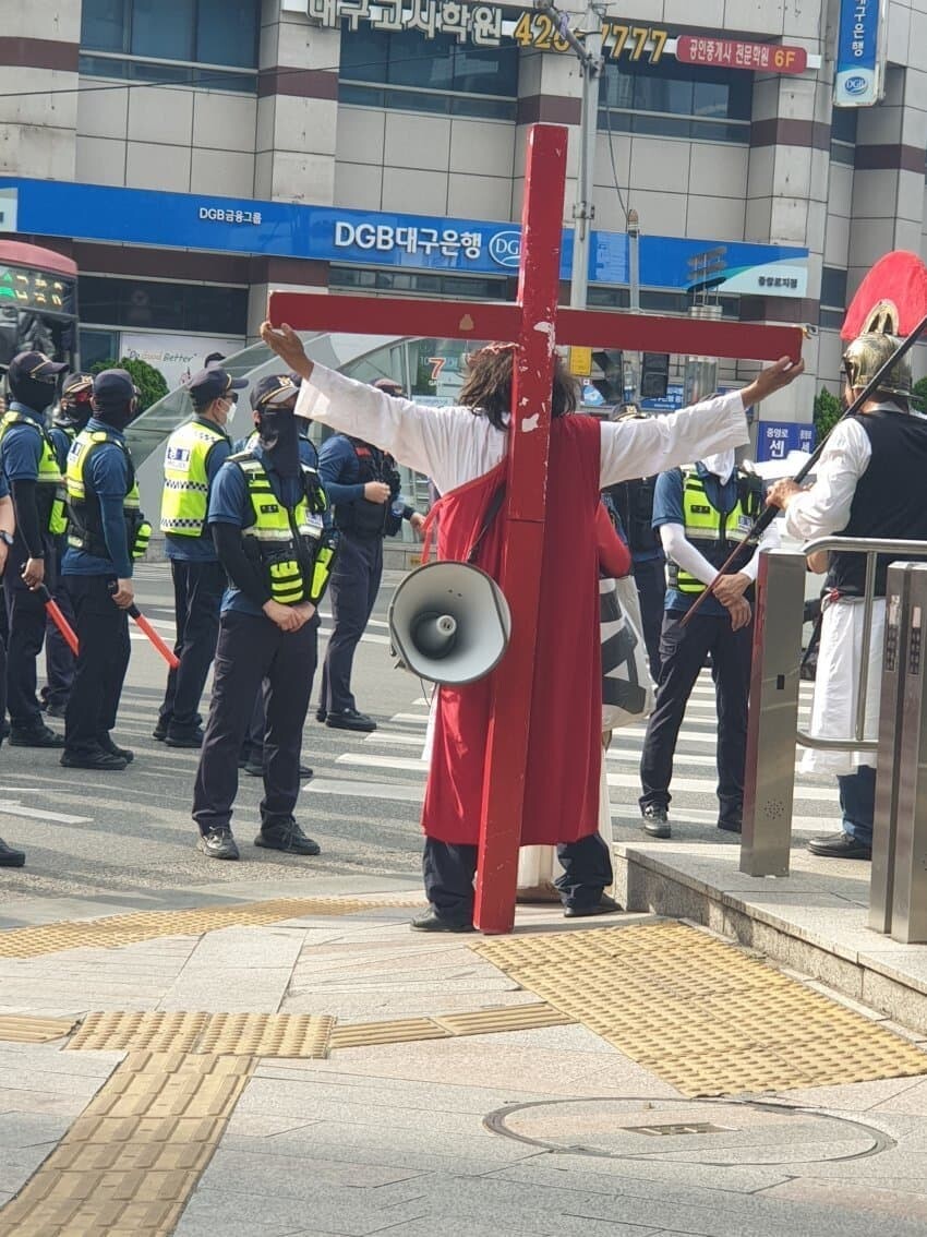 혼돈에 카오스인 대구 동성로 근황_1.jpg