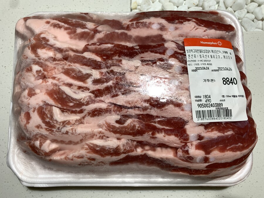[홈플러스 간석] 캐나다산 삼겹살/목살 100g 490원_1.jpeg