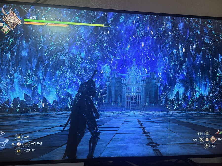 파판16) 존나 큰 광장 보면 드는생각_1.jpg