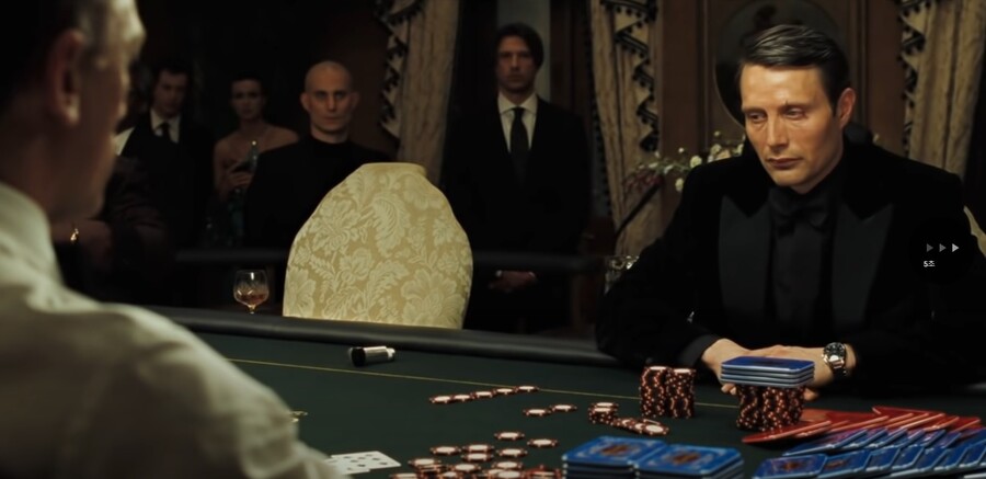 007 카지노 로얄의 전설적인 심영 고문씬_2.jpg