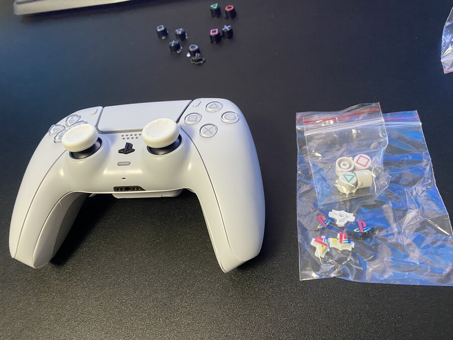 듀얼센스 디자인 너무 구려서 살짝 변화를 줘봤습니다._13.jpg