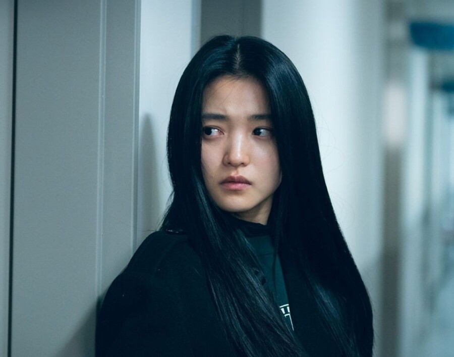 스포 없음 디즈니플러스로 악귀 보는중인데_1.jpeg