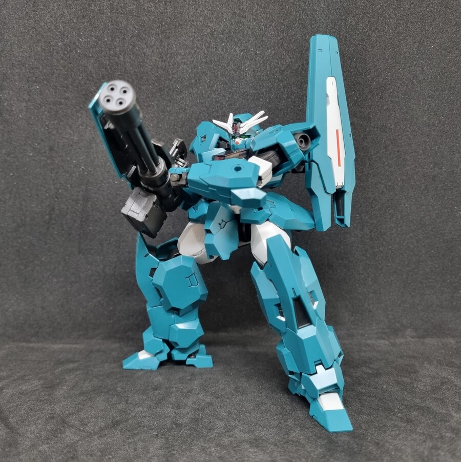 HGWM 건담 르브리스 울 ﻿(GUNDAM LFRITH UR)_1.jpg