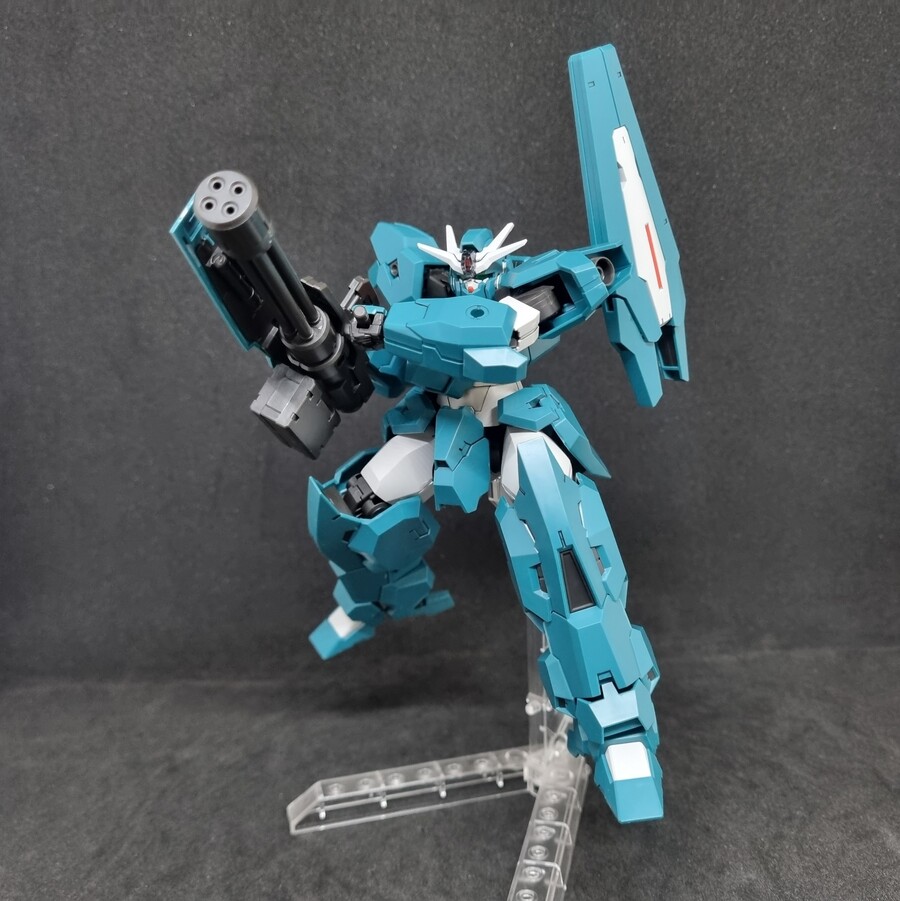 HGWM 건담 르브리스 울 ﻿(GUNDAM LFRITH UR)_12.jpg