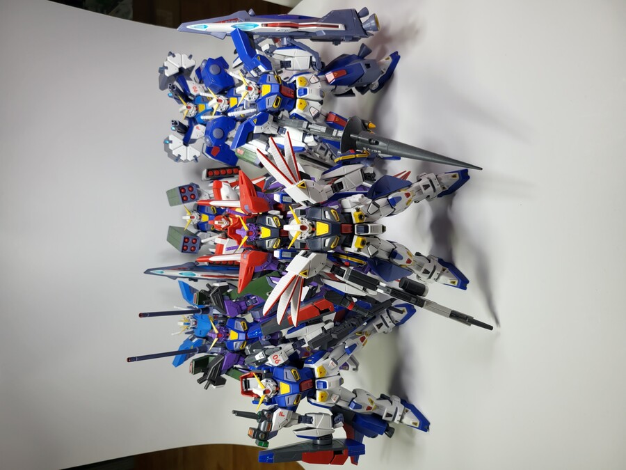 건담 F90 시리즈입니다._1.jpg