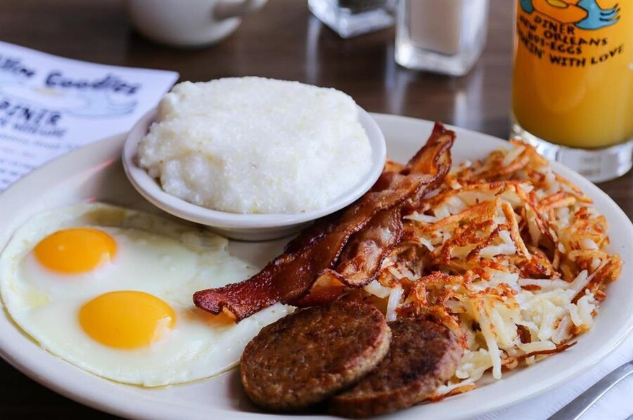 미국 다이너 식당에서 볼 수 있는 요리들.diner_7.jpg