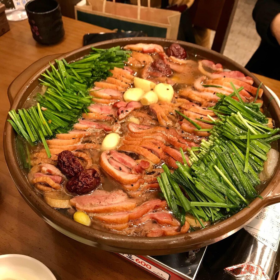 부추가 이빠이 들어간 오리전골이 먹고싶다_1.jpg