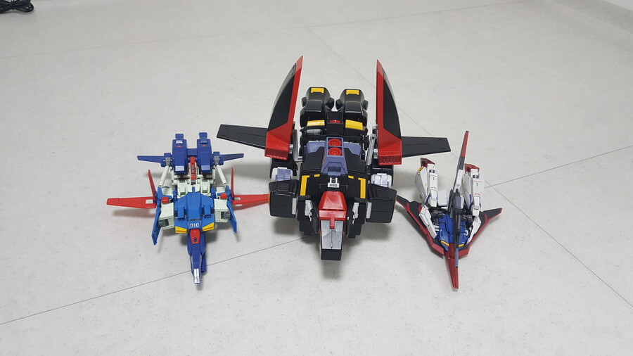 [싸이-쿠르져 와 호위기들 ](hg구판더블제타, 메로혼 제타)_5.jpg