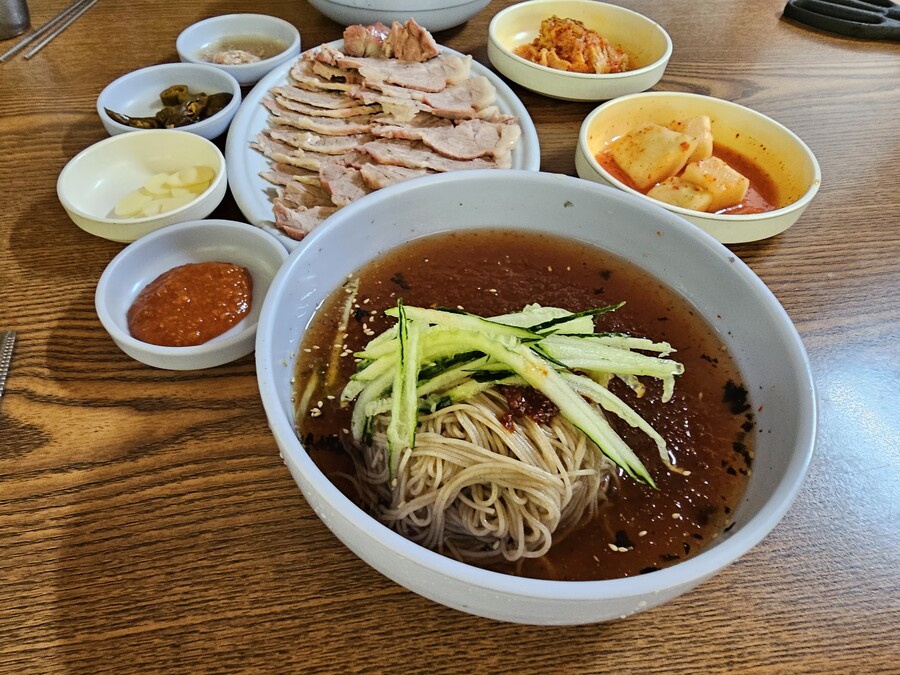 막국수 맛있어보이네 | 유머 게시판 막국수 맛있어보이네 | 유머 게시판 | 루리웹
