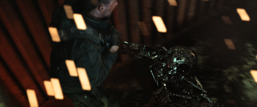 터미네이터) ???: 이건 T-800이군_12.png