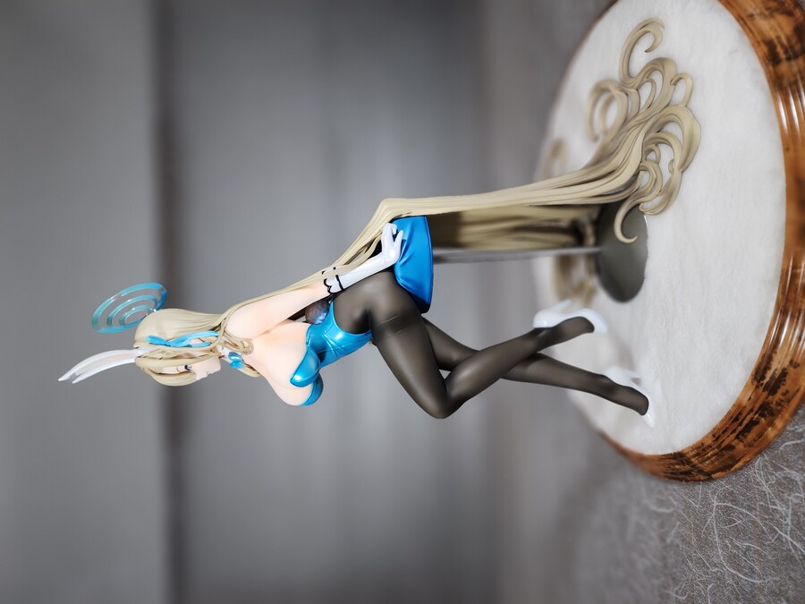 맥스팩토리) 블루아카이브 장유와 댕댕의 바니걸 여신상 1/7 아스나_4.jpg