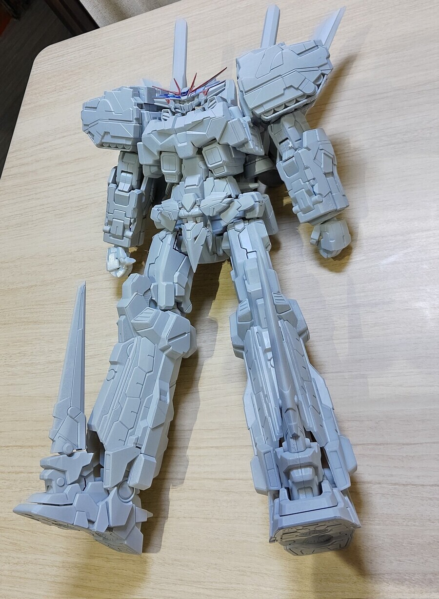 슈로대OG)반프레이오스 프라모델 최초 발매_2.jpeg