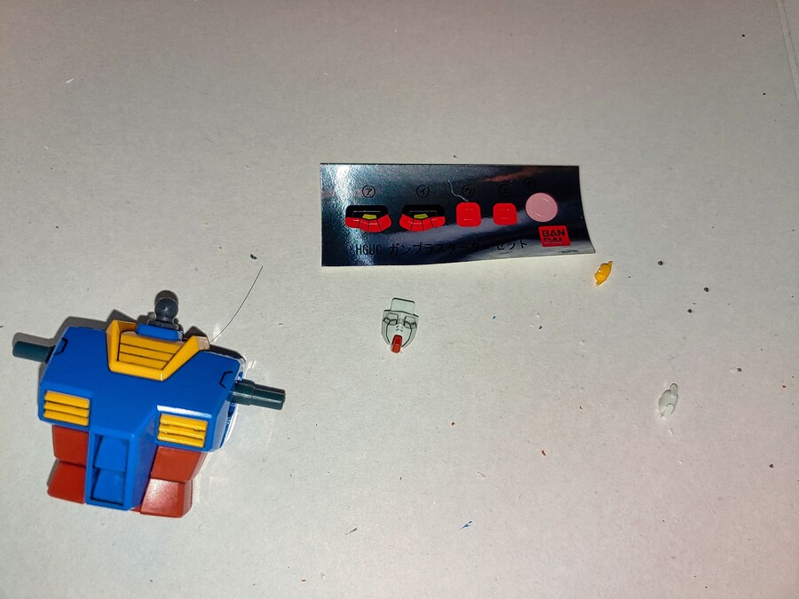 [HG] 건프라 스타터 세트 - 건담 vs.양산형 자쿠_4.jpg