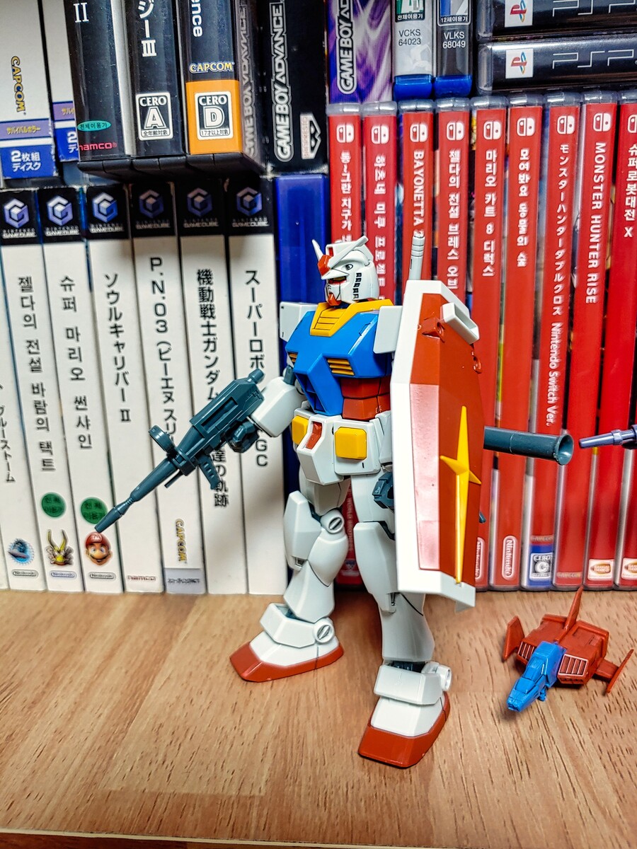 [HG] 건프라 스타터 세트 - 건담 vs.양산형 자쿠_11.jpg