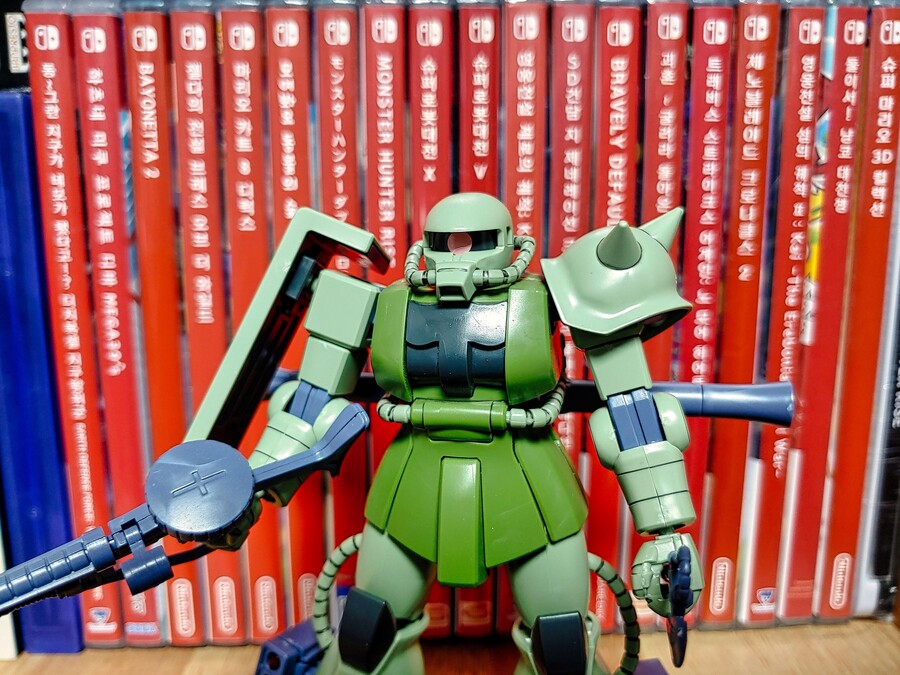[HG] 건프라 스타터 세트 - 건담 vs.양산형 자쿠_24.jpg
