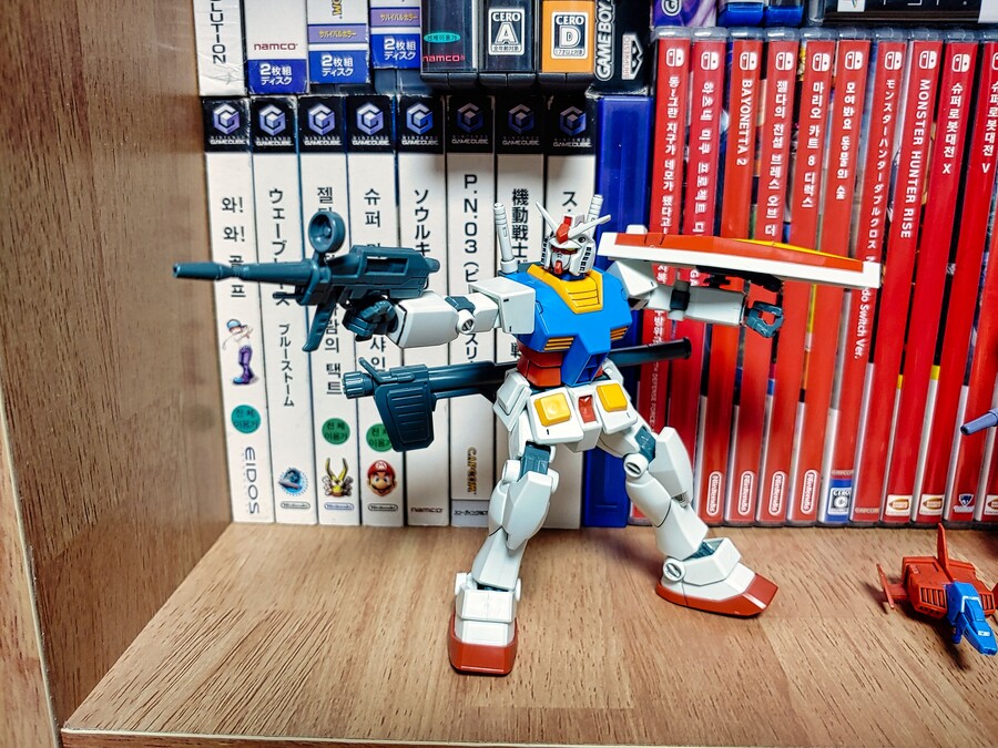 [HG] 건프라 스타터 세트 - 건담 vs.양산형 자쿠_27.jpg