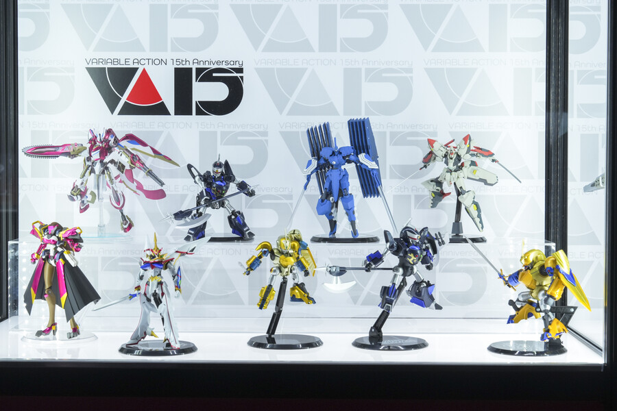 [메가하우스] 배리어블 액션 시리즈 15주년 기념 전시_5.jpg